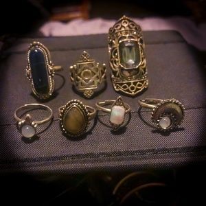 3/$30♥️ Set of 7 Mix and Match Adjustable Rings